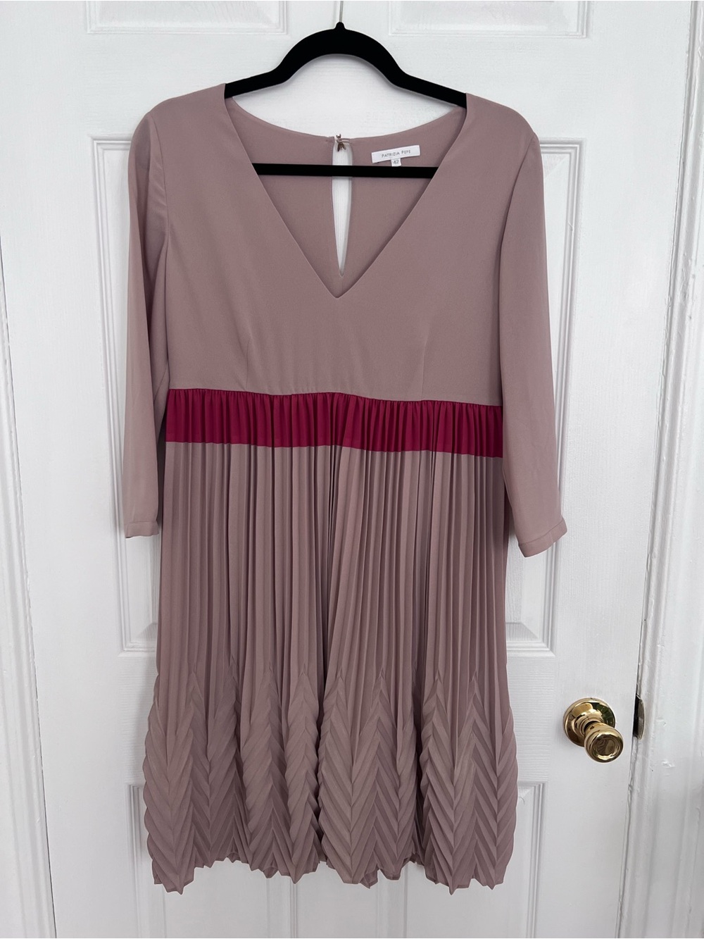 Patrizia Pepe Mauve Mini Dress with Origami Pleats- size 6